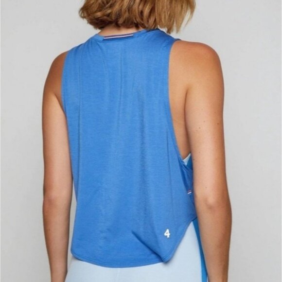 FOURLAPS Curve Tank Size Medium New Blue Workout Gym Athletic Activewear - Picture 3 of 13
